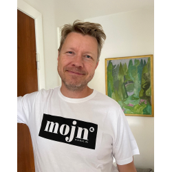 MOJN hvid t-shirt med sort tryk